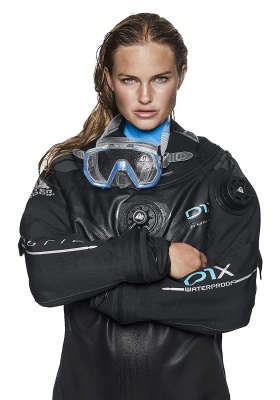 Сухой гидрокостюм Waterproof D1X Hybrid, женский фото в интернет-магазине DiveStyle